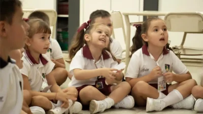 ¿Cuántos Años se Estudia para ser Maestra Jardinera? Todo sobre esta Profesión