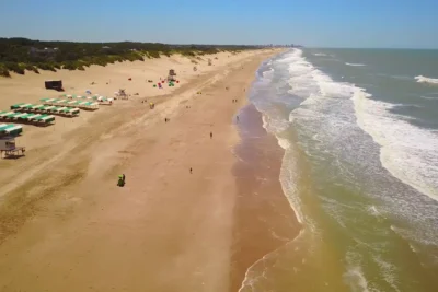Mar de las Pampas: Descubre el Encanto de Este Paraíso Natural en la Costa Argentina
