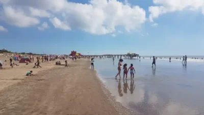 Cómo elegir alojamiento en la playa si estás estudiando en Buenos Aires: hospedaje, costo y tips para el verano